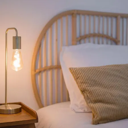 Cosy, Lumineux, Proche Du Centre-ville , Sombrero - Sils Apartament