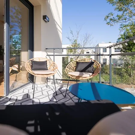 Cosy, Lumineux, Proche Du Centre-ville , Sombrero - Sils Apartament *